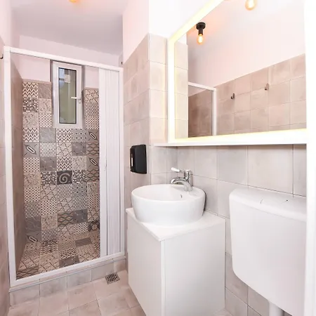 Apartment Elite - Cismigiu Gardens