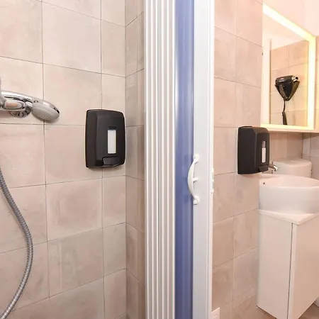 Elite - Cismigiu Gardens Apartment *